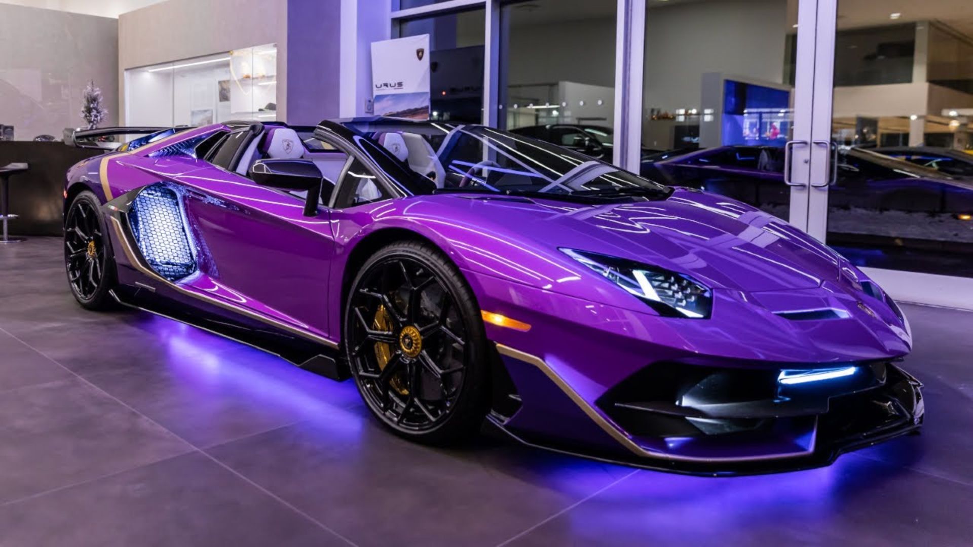 Lamborghini Aventador